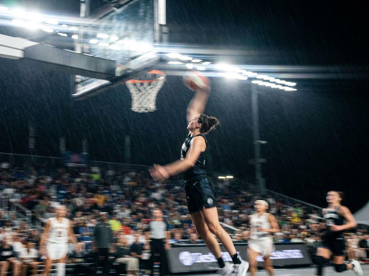 Highlight reel frame